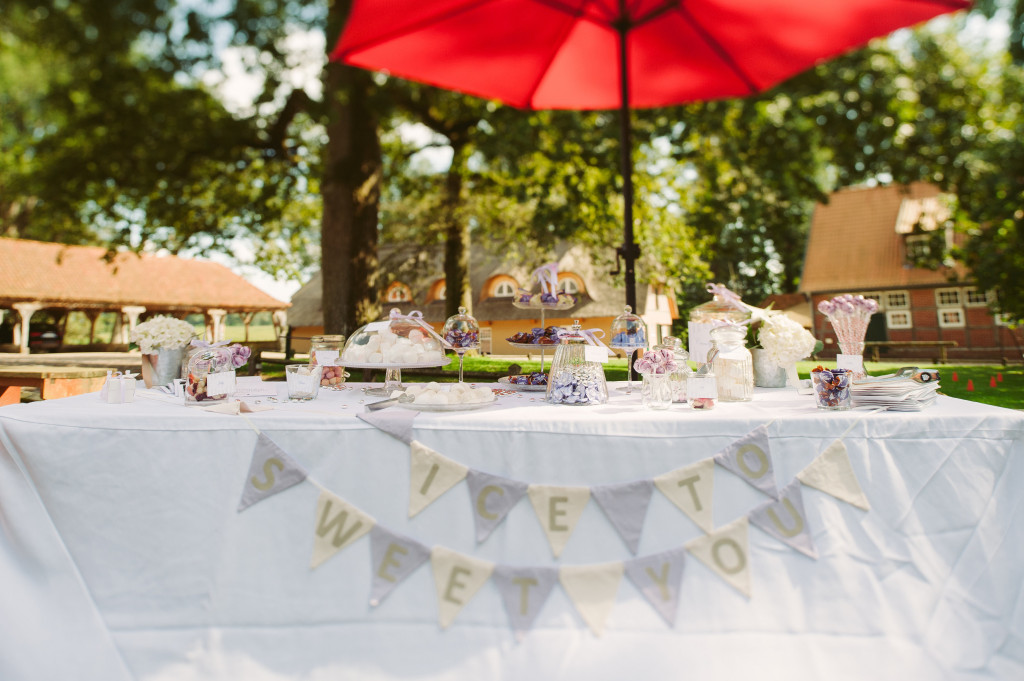 Candy Bar Two Wedding Sisters