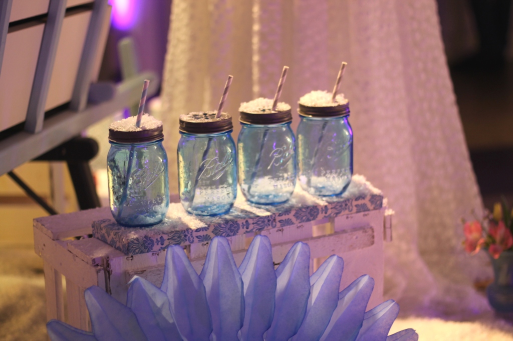 Winter wedding theme