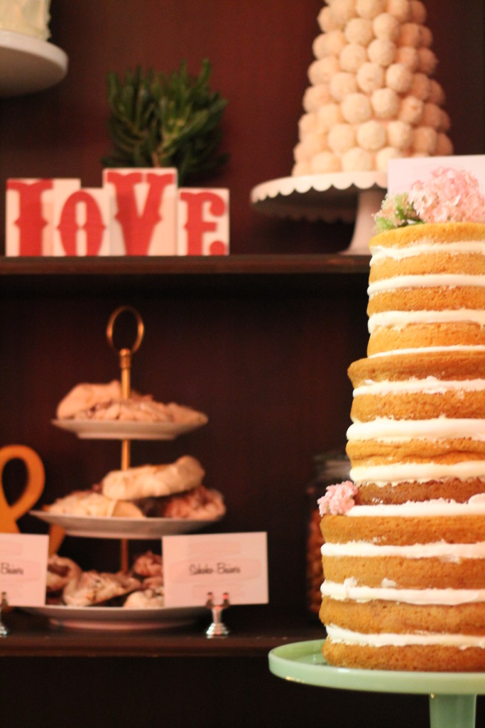 Naked Cake